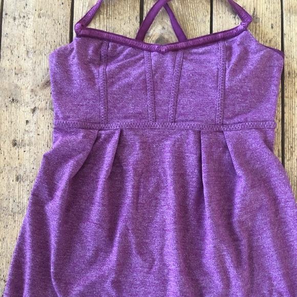 Lululemon tank with support size 6! - Picture 3 of 3